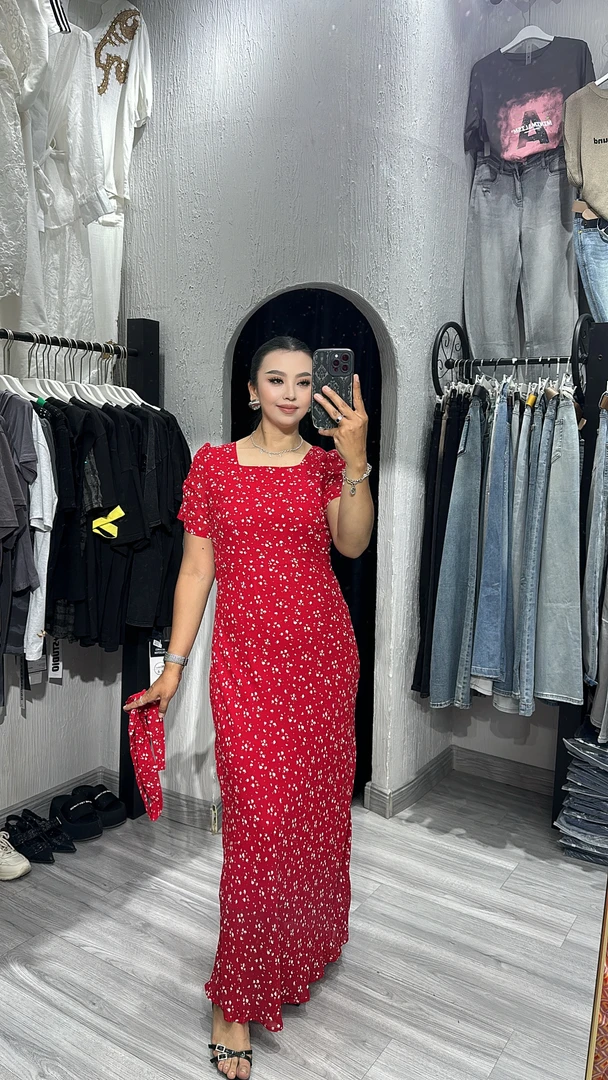 2025年的新款夏季连衣裙gulluk