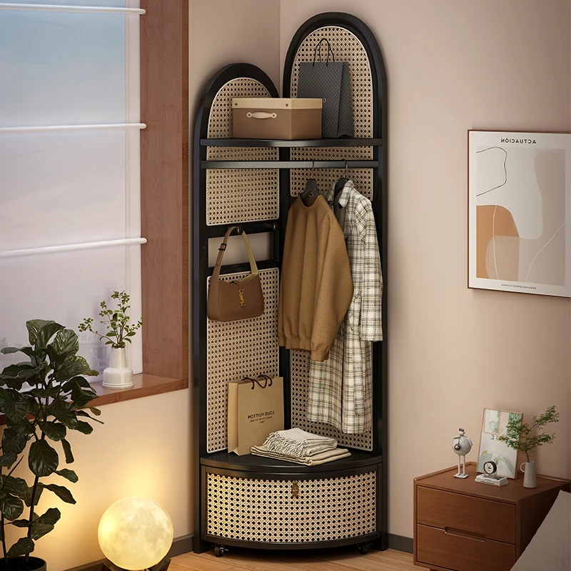 转角衣帽架落地卧室实木拐角收纳脏衣篮多功能小型墙角衣柜挂衣架