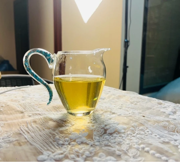 2025年忙肺正山古树纯料春饼357克饼