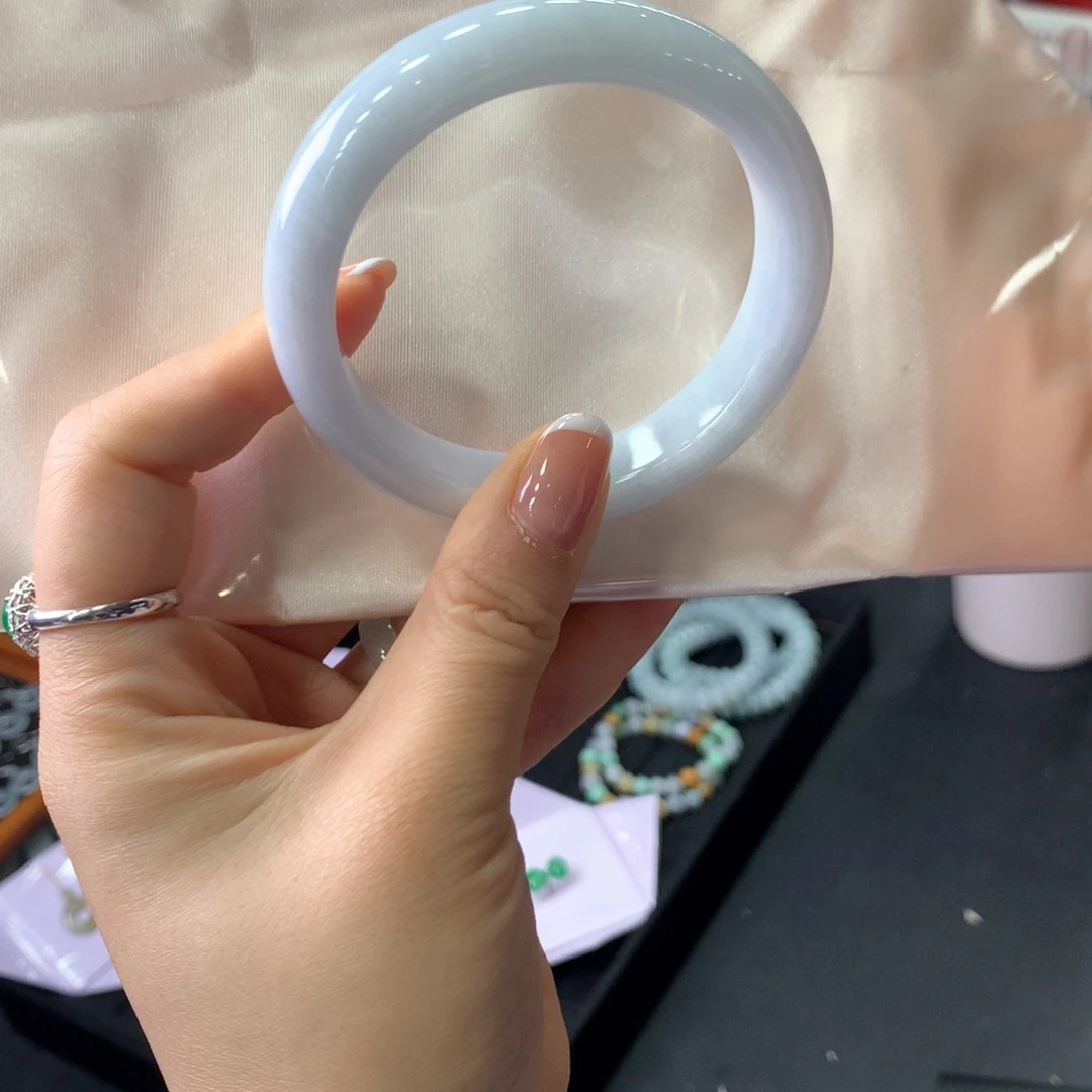 未镶嵌手镯翡翠翡翠