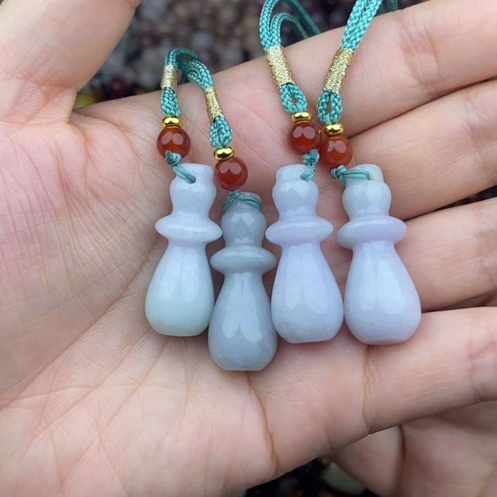 翡翠未镶嵌颈饰翡翠吊坠