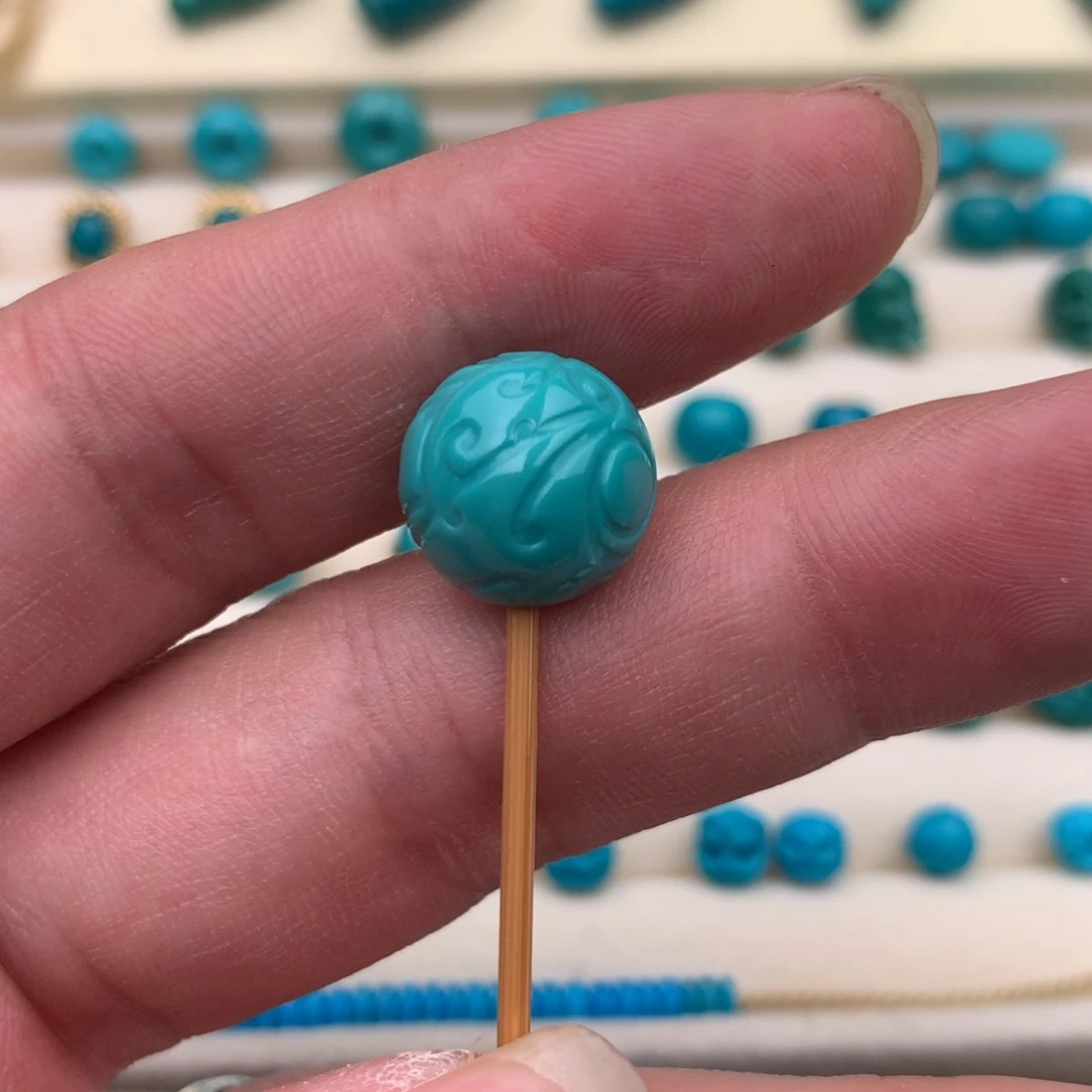 绿松石未镶嵌珠宝奇石