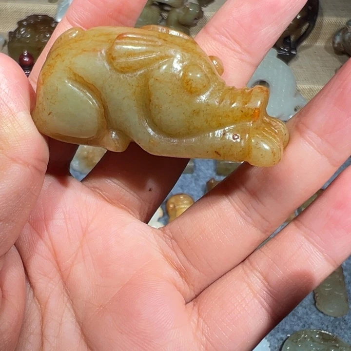 未镶嵌和田玉挂件