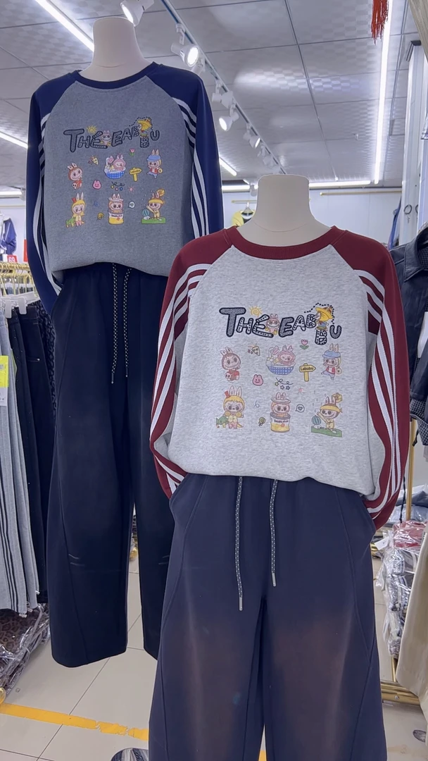 新疆包邮  圆领拼色小动物图案-9026