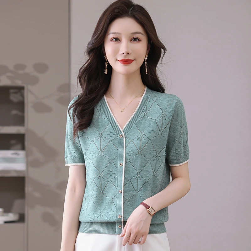 清凉夏季新款女士时尚百搭洋气宽松显瘦款薄款半袖纯色假两件上衣