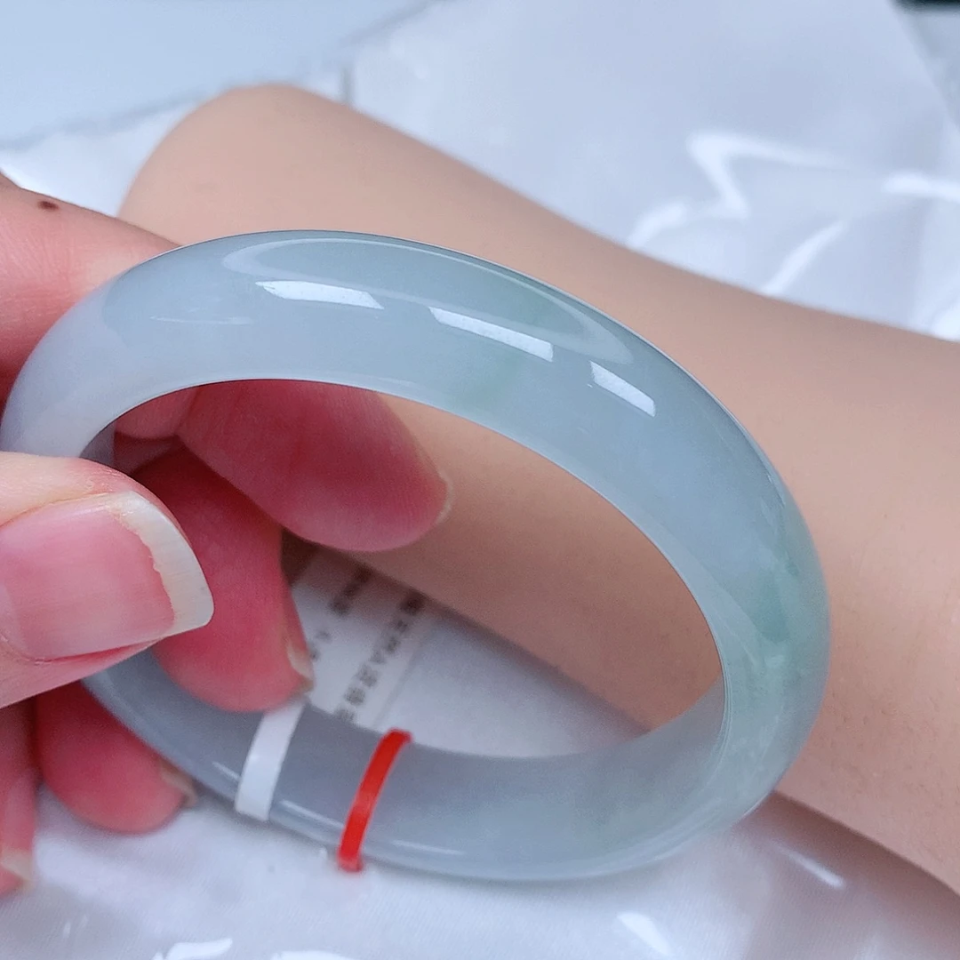 【闪购商品】翡翠手镯未镶嵌，54