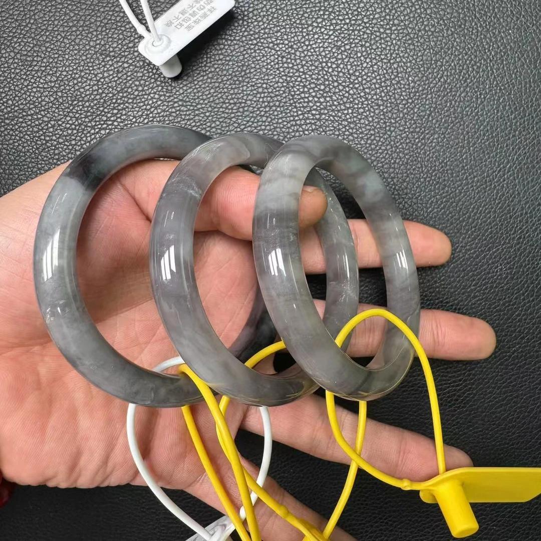 天然新疆和田玉烟紫手镯 —多样性发一件