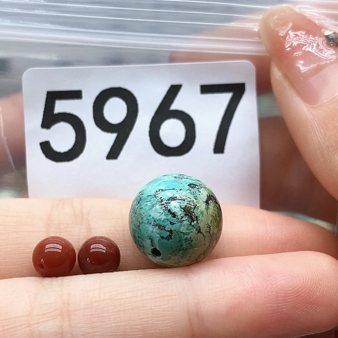 南红玛瑙未镶嵌颈饰