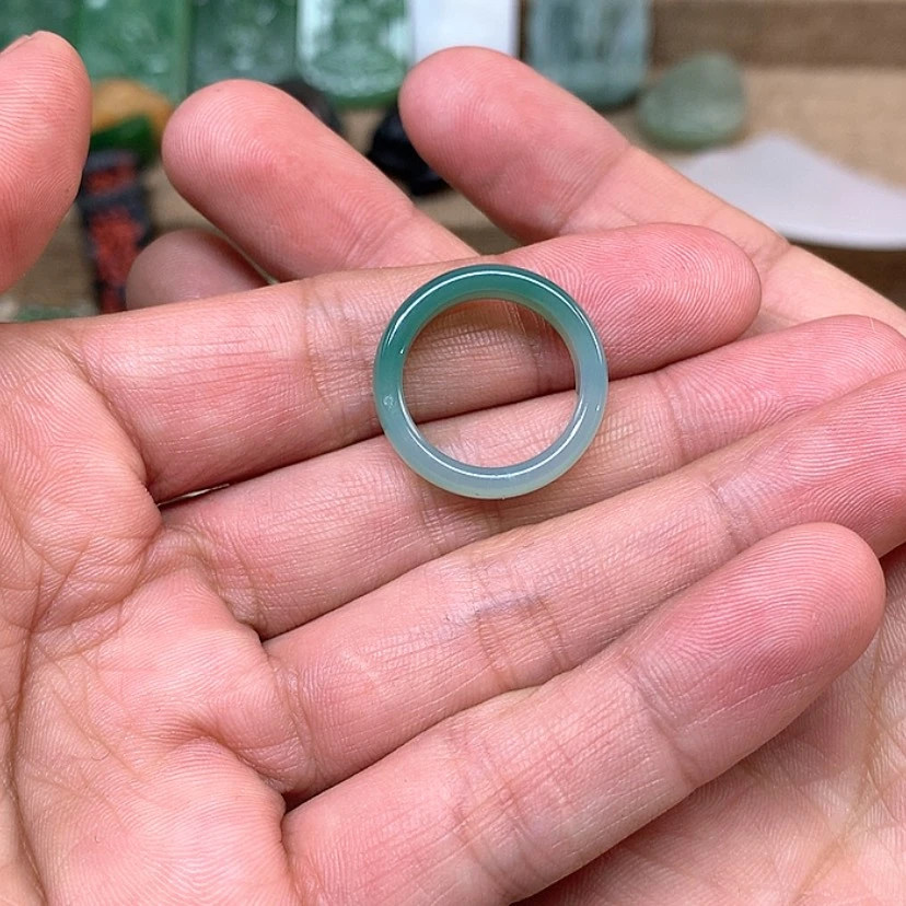 【闪购商品】石英质玉颈饰未镶嵌