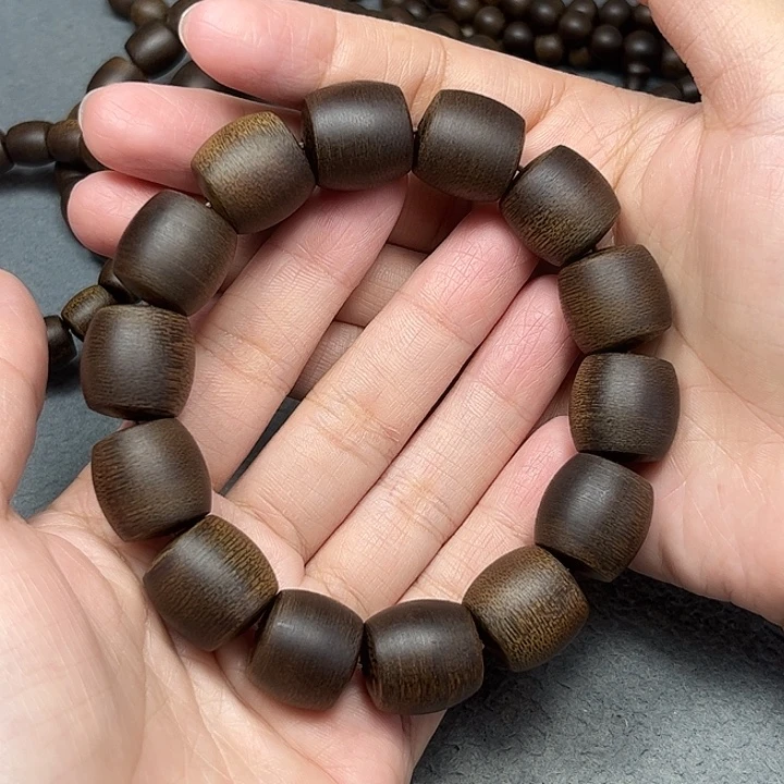 用***6沉香沉香碎屑白棋玉化1.6