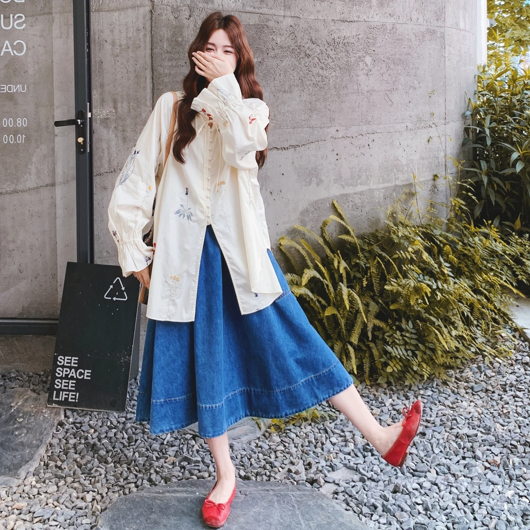 韩系早秋穿搭套装裙早秋新款文艺刺绣衬衫复古牛仔半身裙两件套