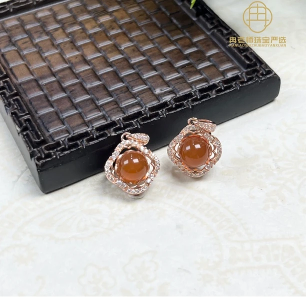 ZH80欧泊吊坠S925银镶7mm+多样性发其一