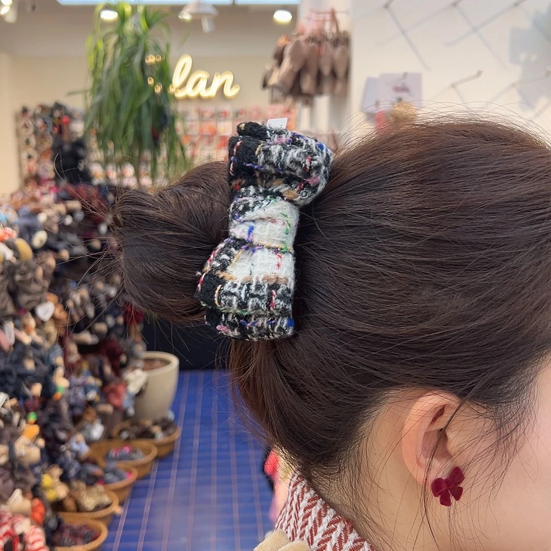 布艺铁合金丸子抓黑色碎花