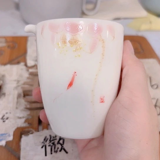 微瑕介意的勿拍，喜欢再下单，谢谢支持