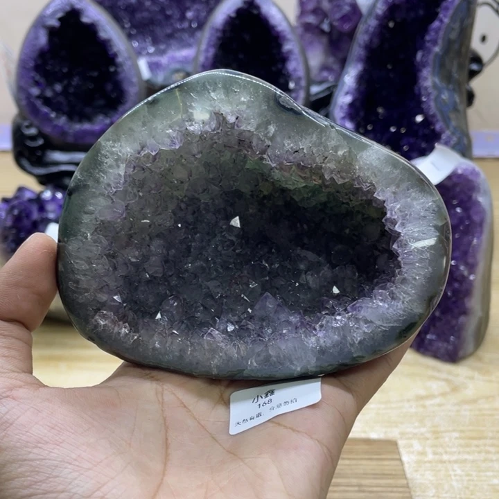 未镶嵌大型摆件（非配饰）紫晶