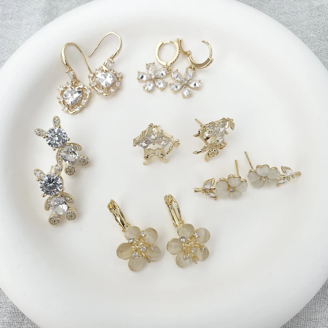 铜合金锆石耳饰 简约时尚铜合金轻奢锆石耳饰气质百搭