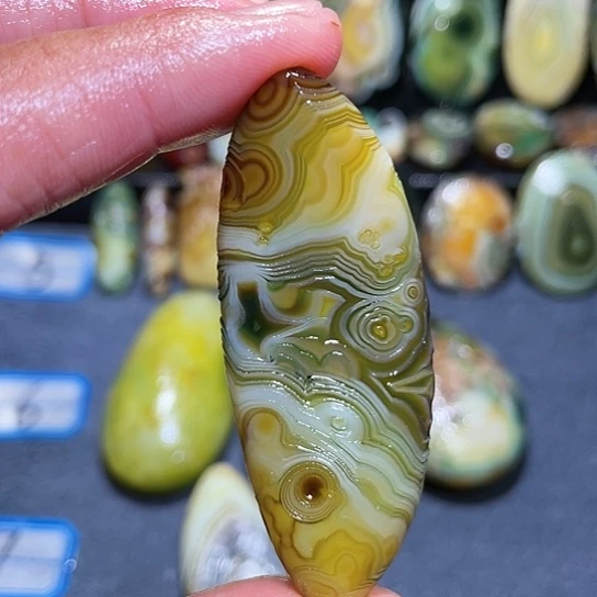 【闪购商品】未镶嵌玛瑙/玉髓珠宝奇石