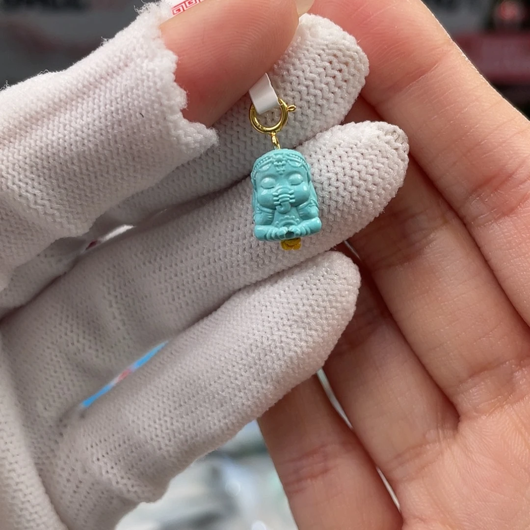 绿松石未镶嵌挂件