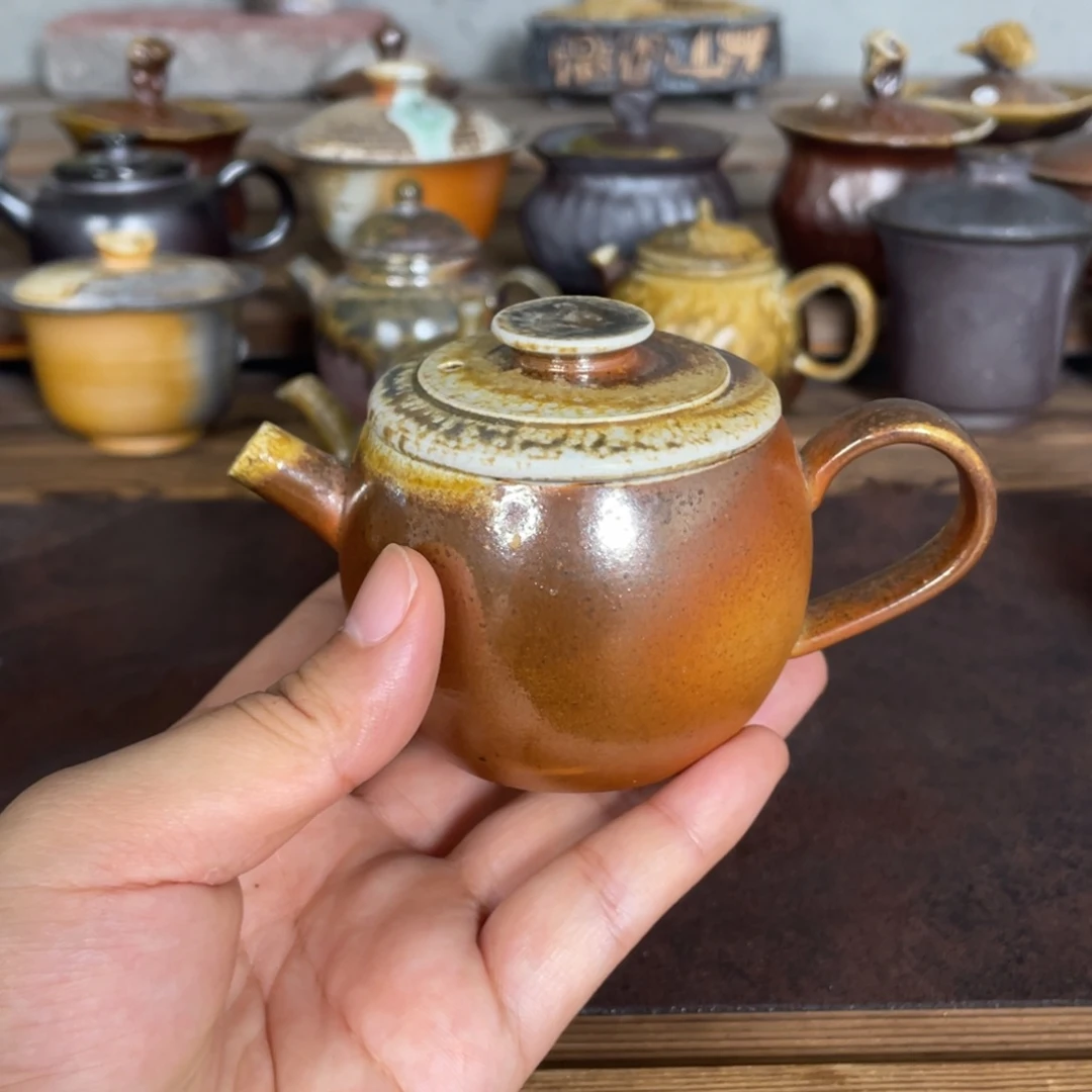 巨轮。      柴烧陶泥。   默认微瑕