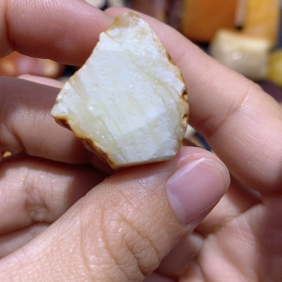 定制琥珀蜜蜡原石