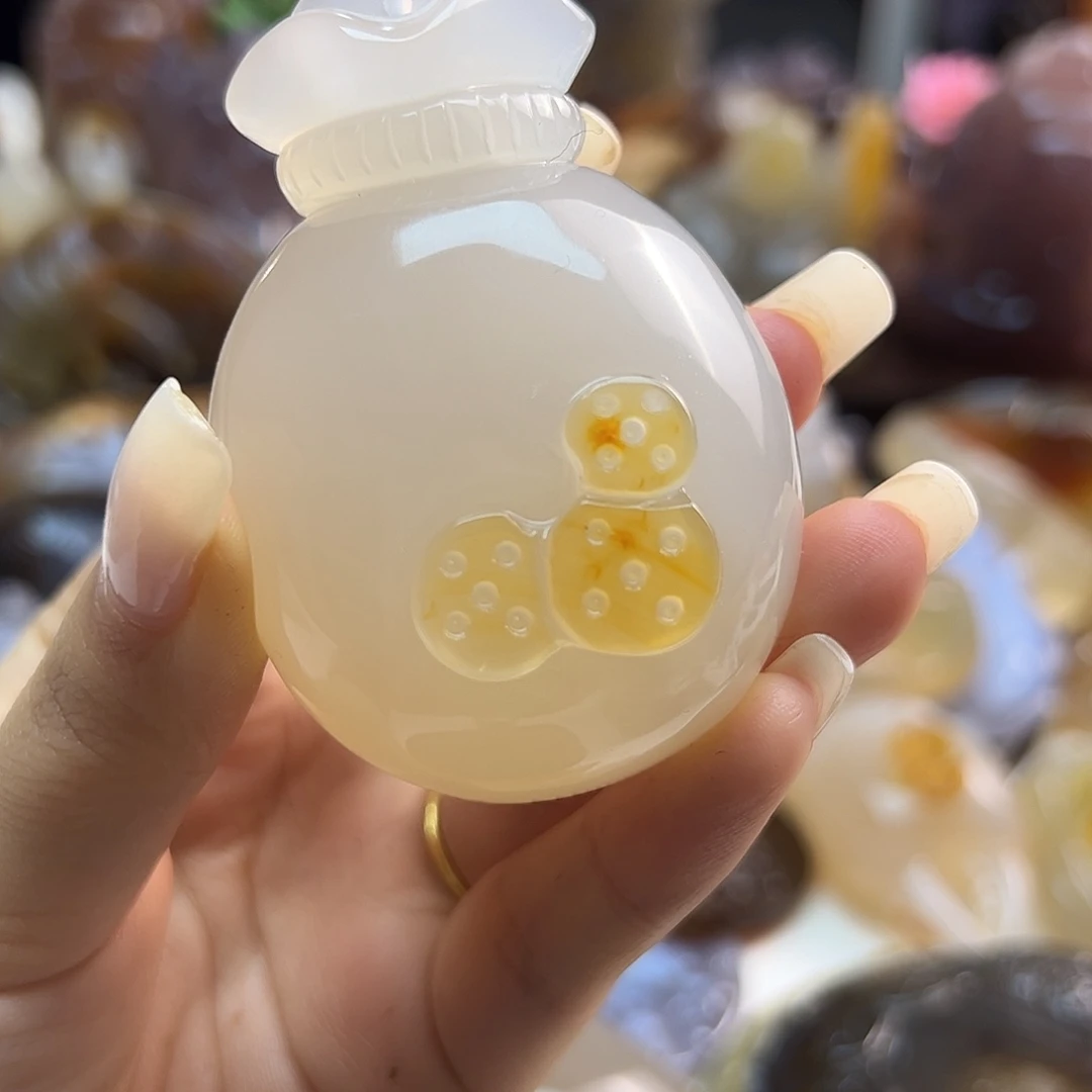 玛瑙/玉髓未镶嵌颈饰