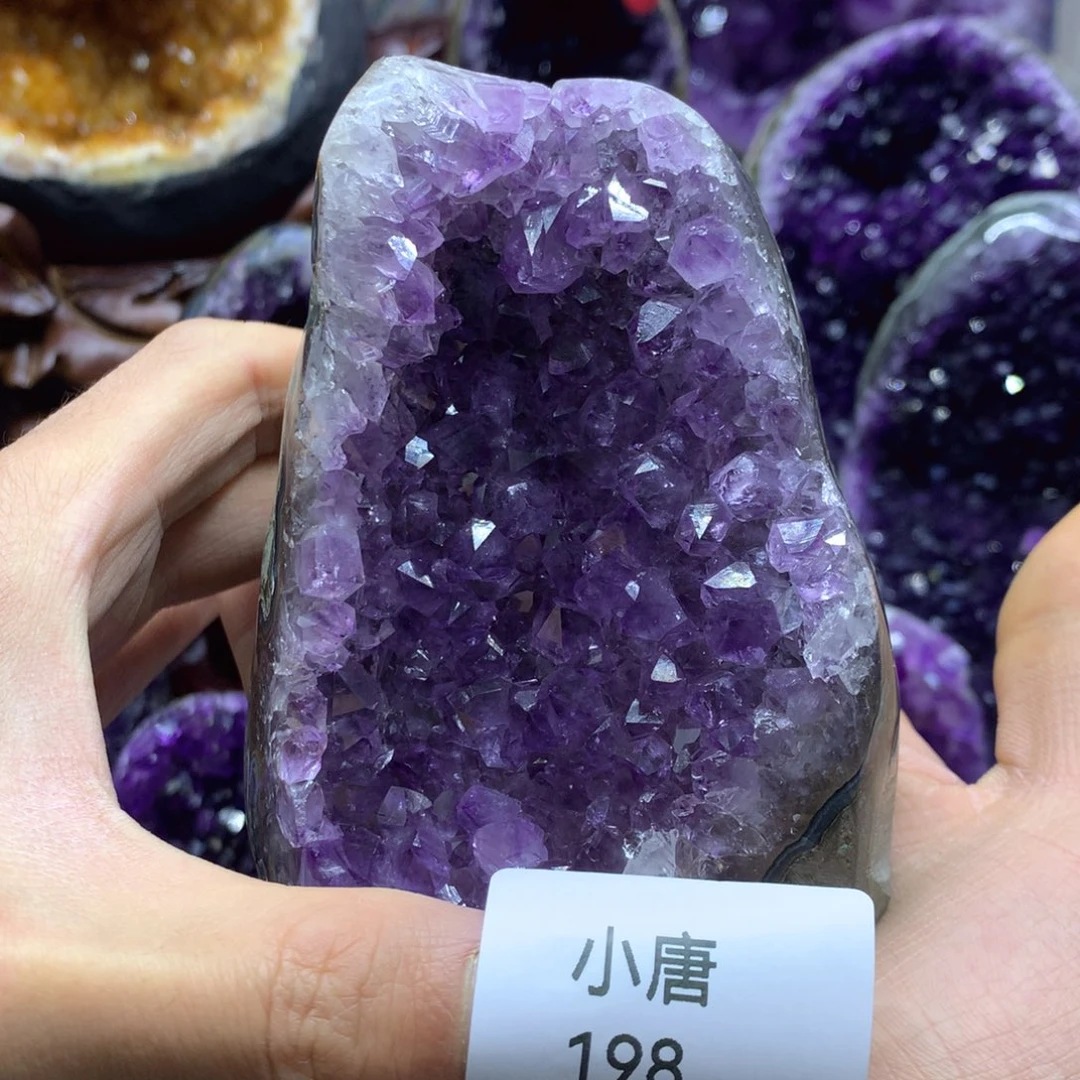 紫晶大型摆件（非配饰）未镶嵌