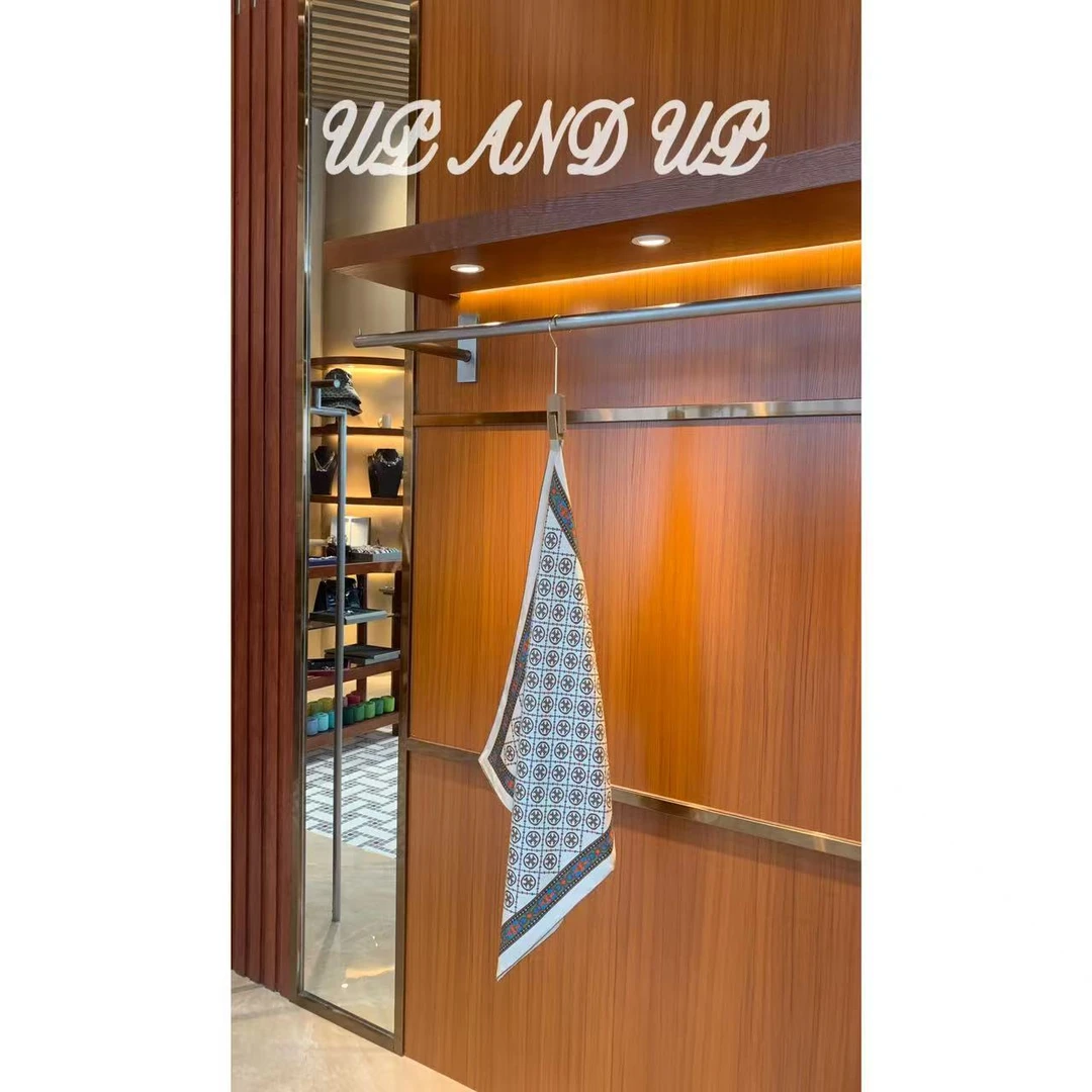 ’摩斯风‘轻奢双面同色复古法式百搭70*70丝巾