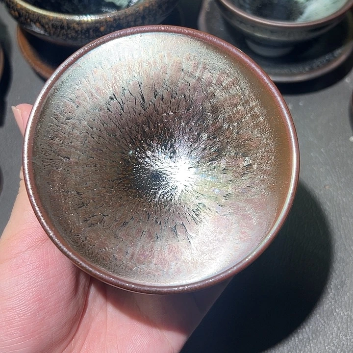 茶盏这个时候才开始准备