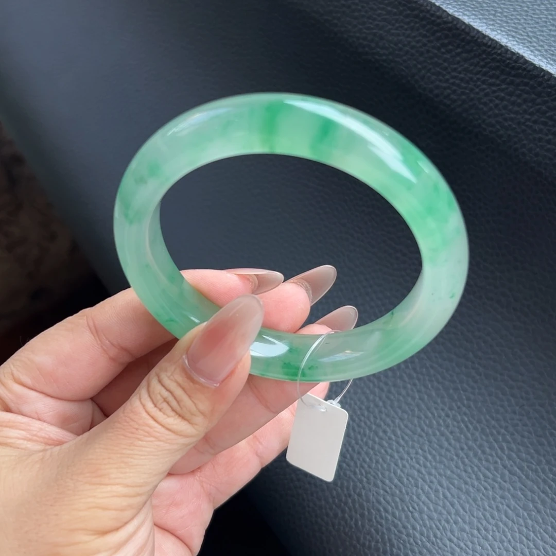 石英质玉未镶嵌手镯60