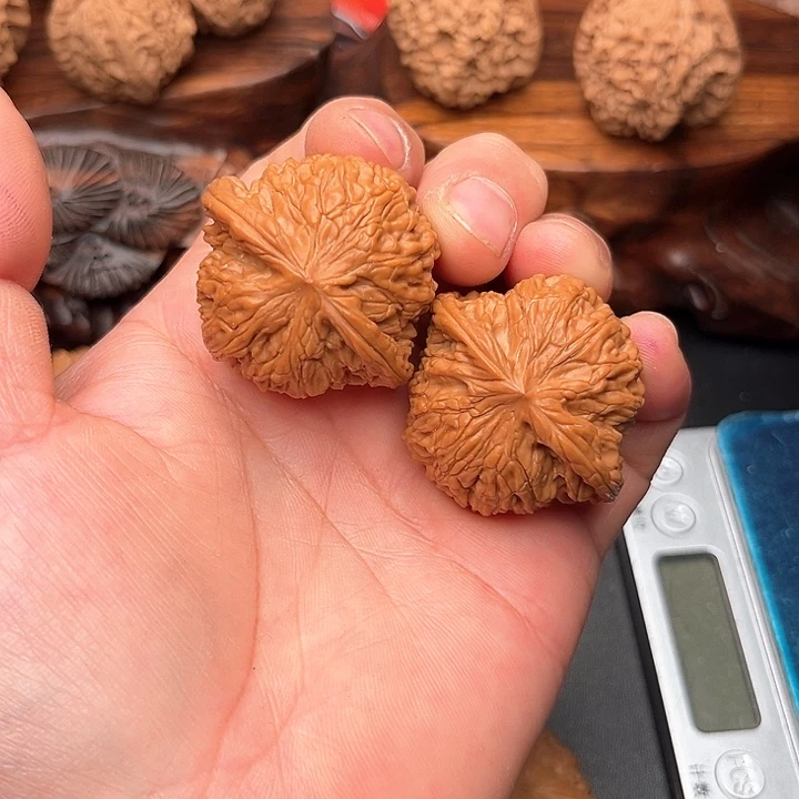 桃核把件曦*核桃磨盘