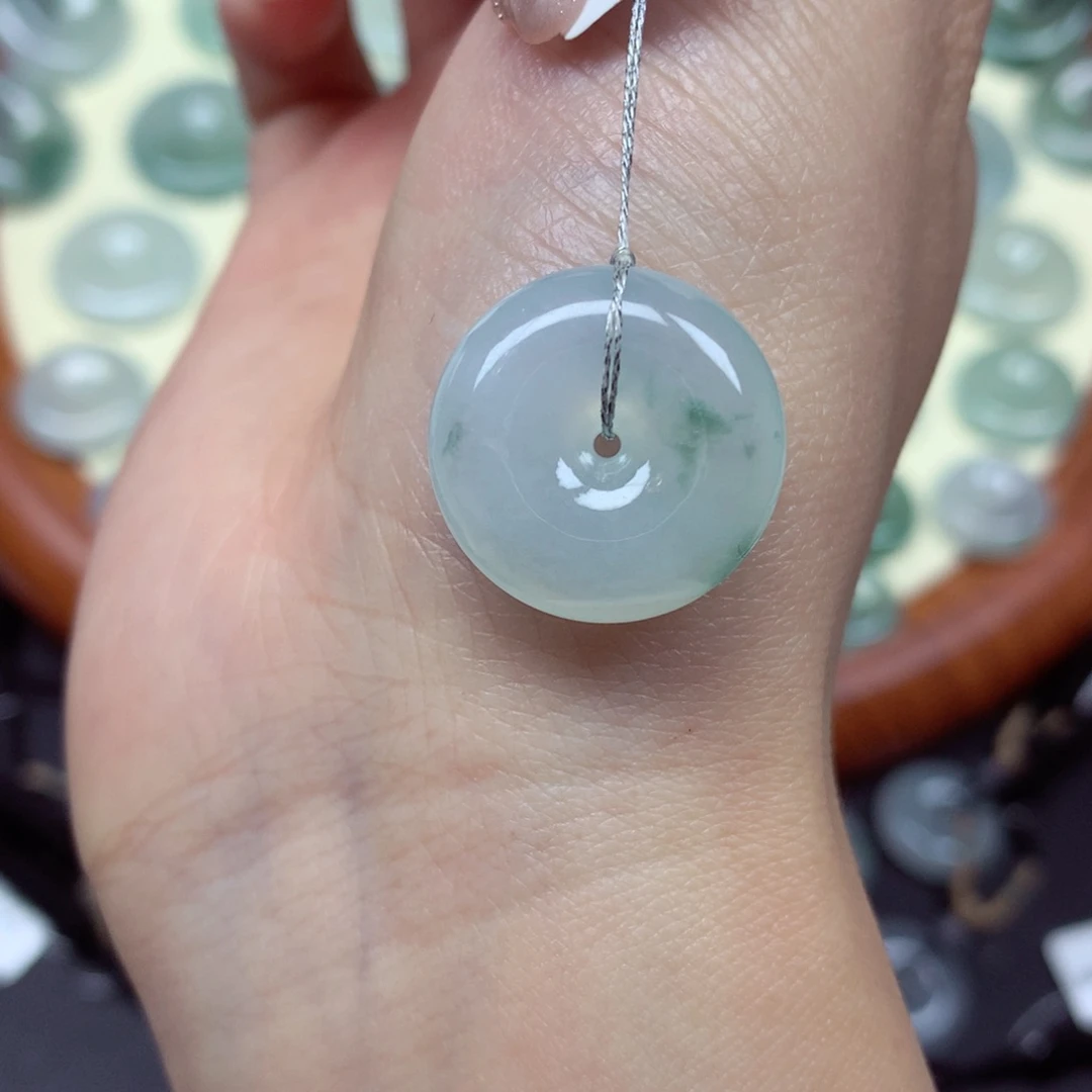 翡翠未镶嵌颈饰吊坠19.4/6mm