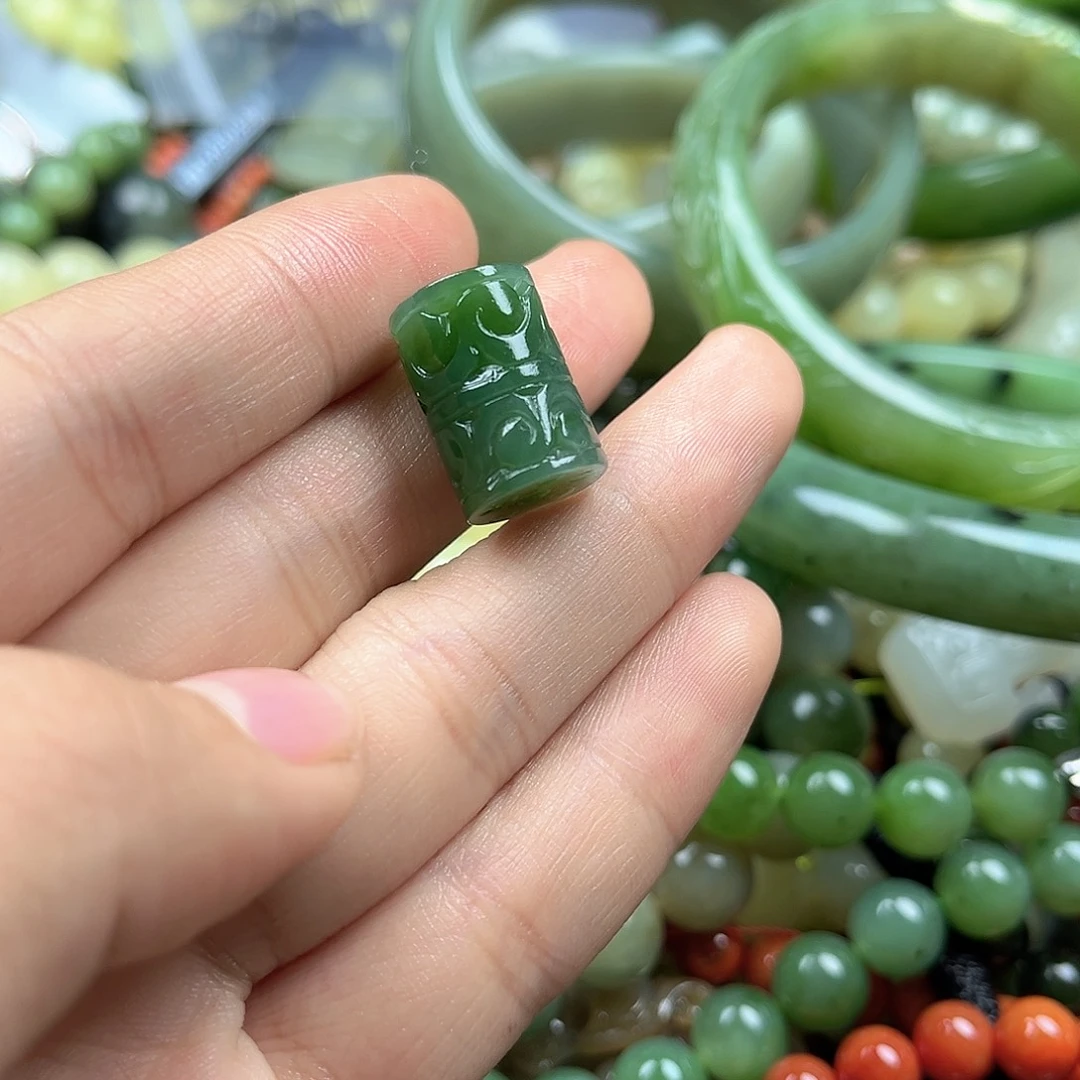 和田玉（碧玉）未镶嵌颈饰