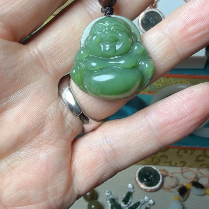 和田玉（碧玉）未镶嵌颈饰