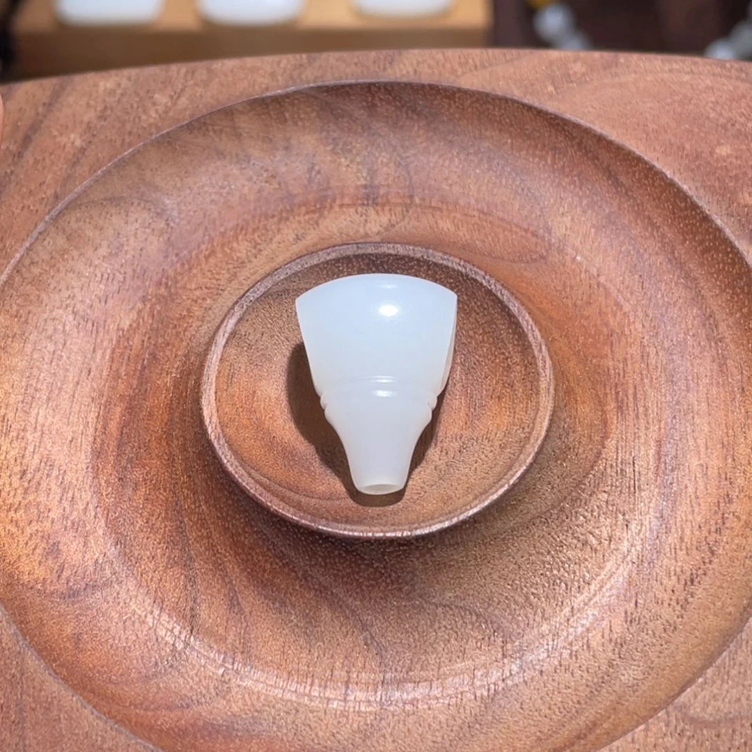 未镶嵌手链和田玉卡16.6