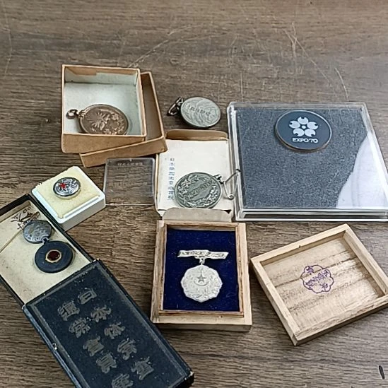 瓷片感谢支持，中古品谨慎拍感谢