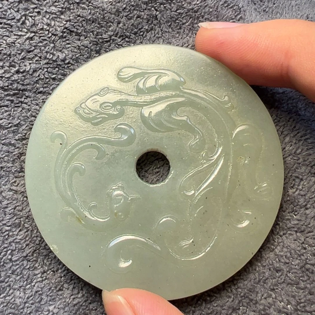 南***下和田玉未镶嵌挂件