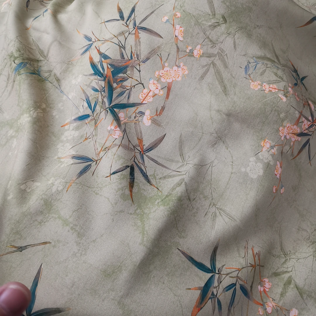 （浅绿竹）香云缎布料，柔软透气丝滑亲肤，连衣裙旗袍