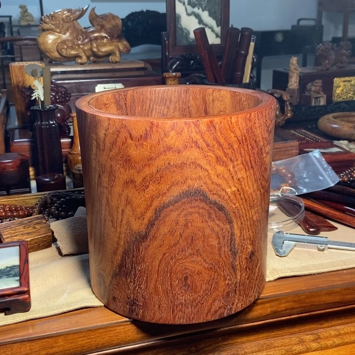 大果紫檀（缅甸花梨）笔筒