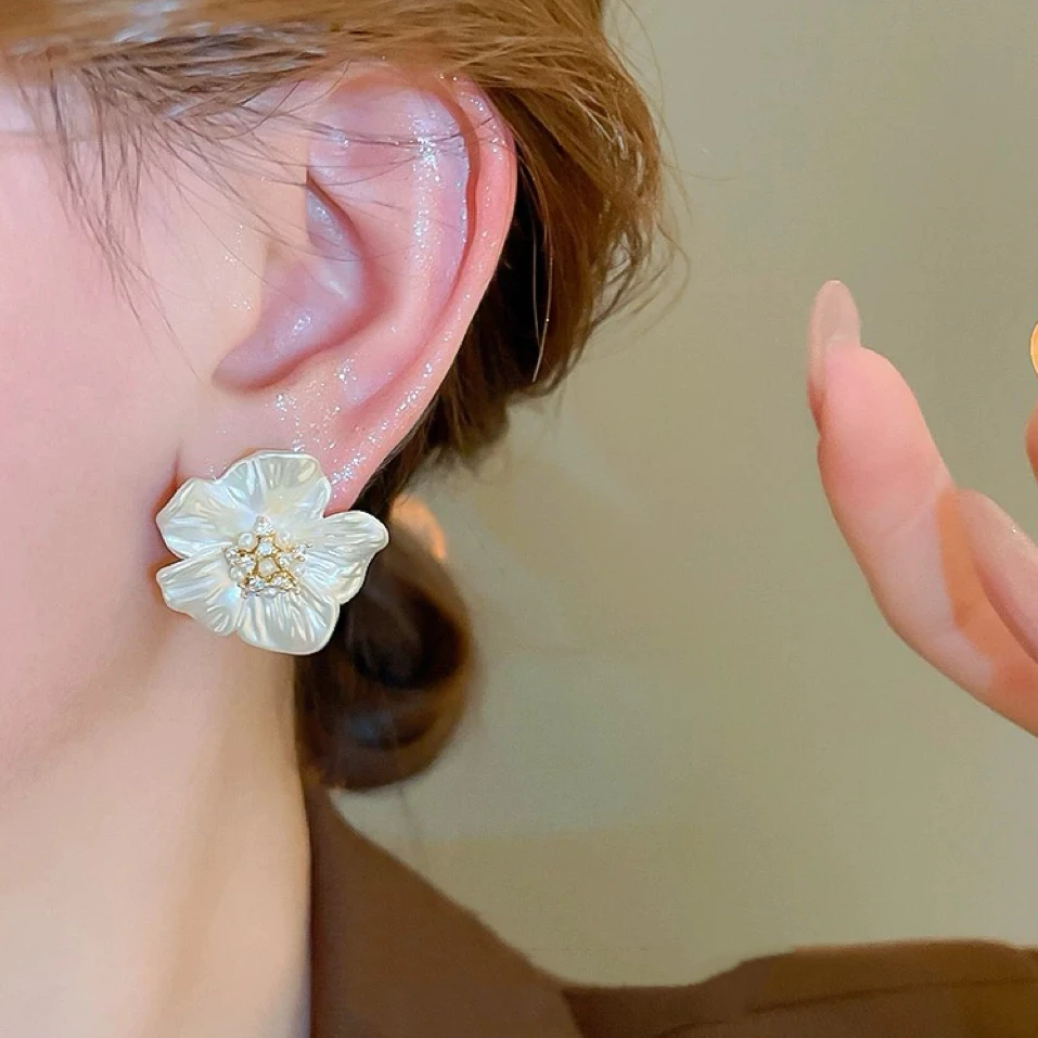 铜合金耳饰 镀k金 2025新款C7019【夏日花朵】BABA BOX 耳钉