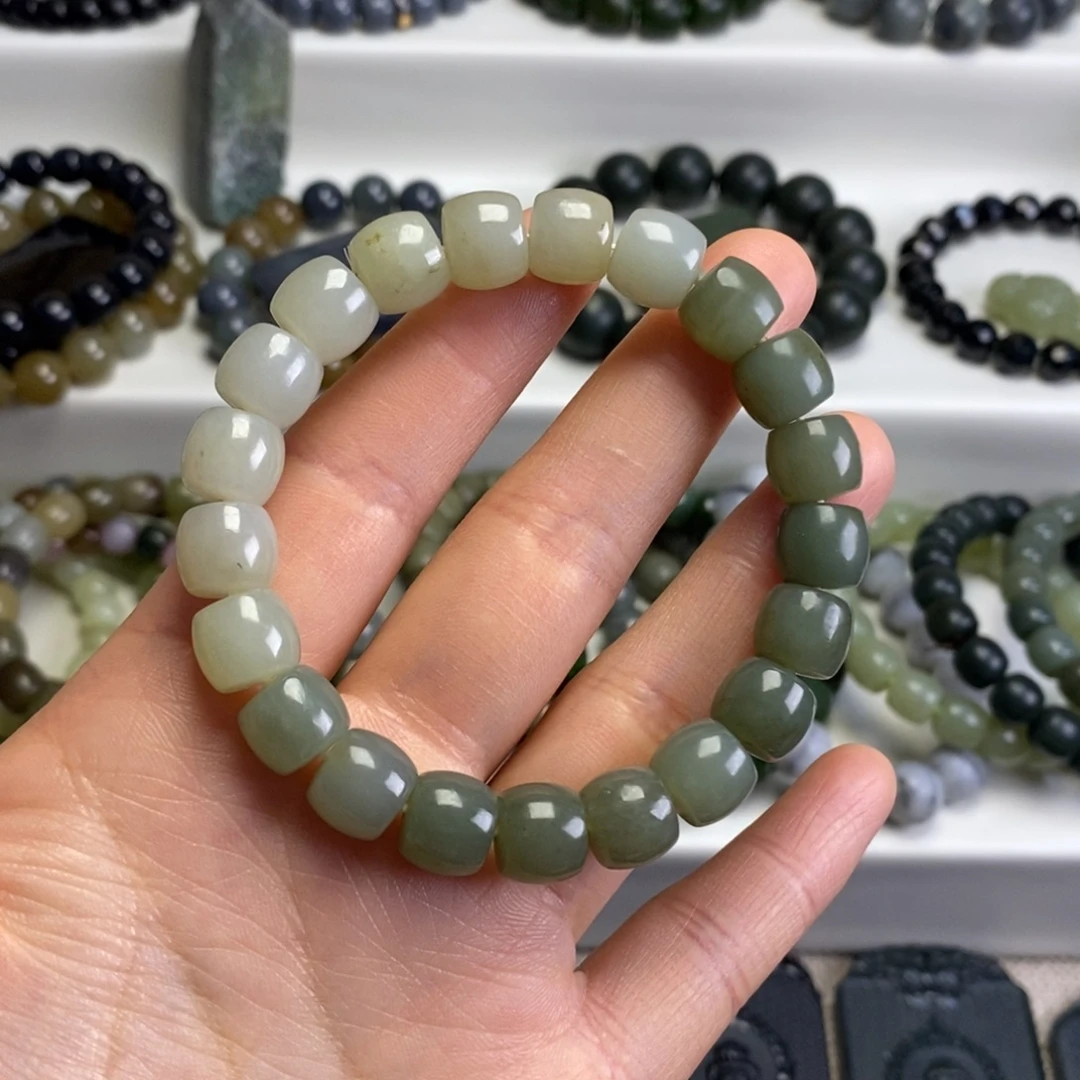 和田玉未镶嵌手串