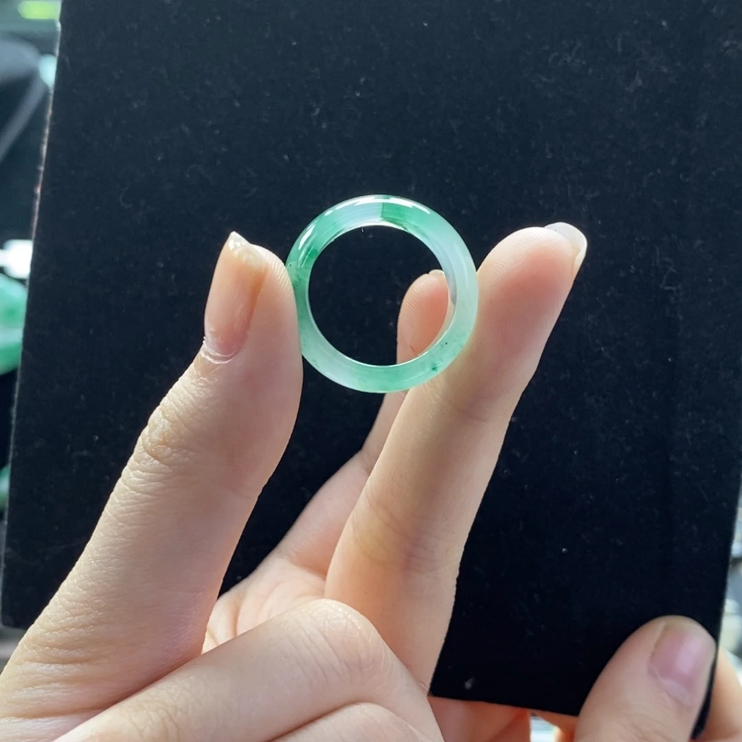 石英质玉未镶嵌珠宝奇石素圈17圈口