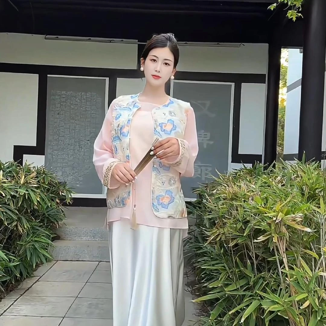 【爆款新中式套装】2025夏新款满针刺绣坎肩打底衫套装轻薄凉快遮肉