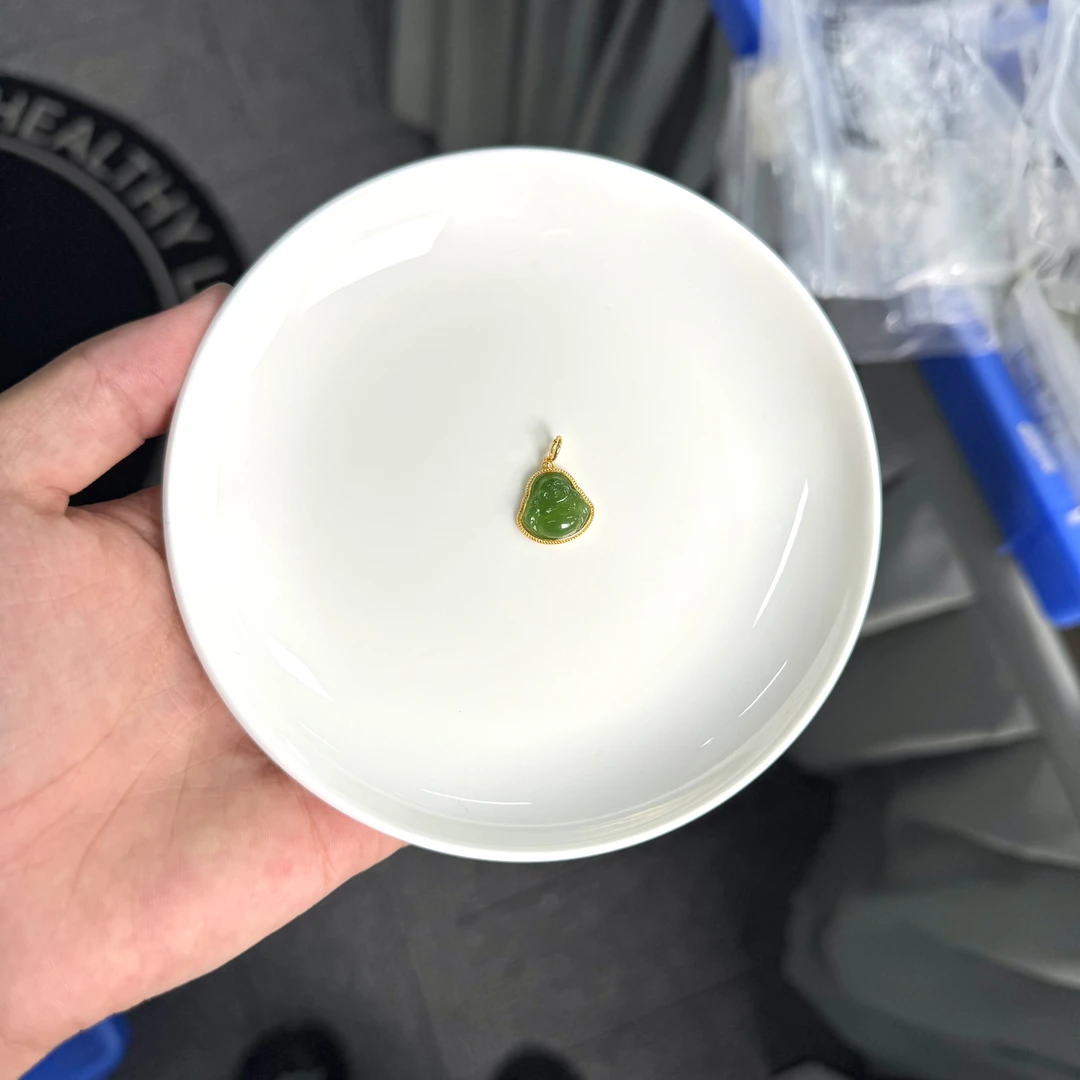 【珠宝厂长】约12*12mm和田玉碧玉佛公吊坠