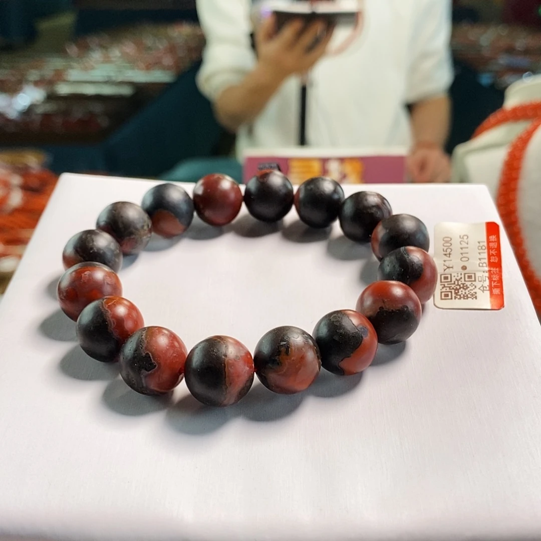 未镶嵌阿东寨  13+mm  多样性发一南红玛瑙