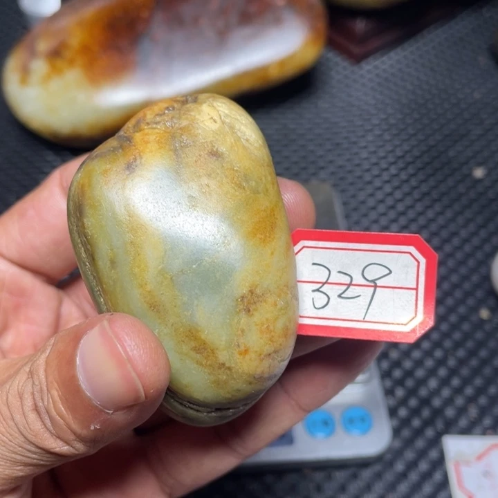 颈饰未镶嵌和田玉329