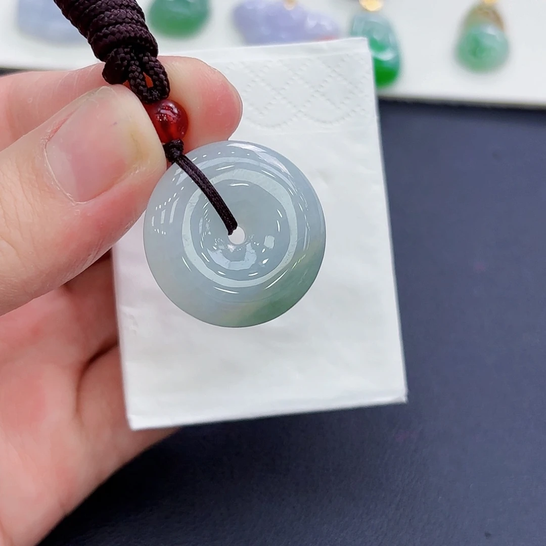 翡翠未镶嵌颈饰平安扣吊坠