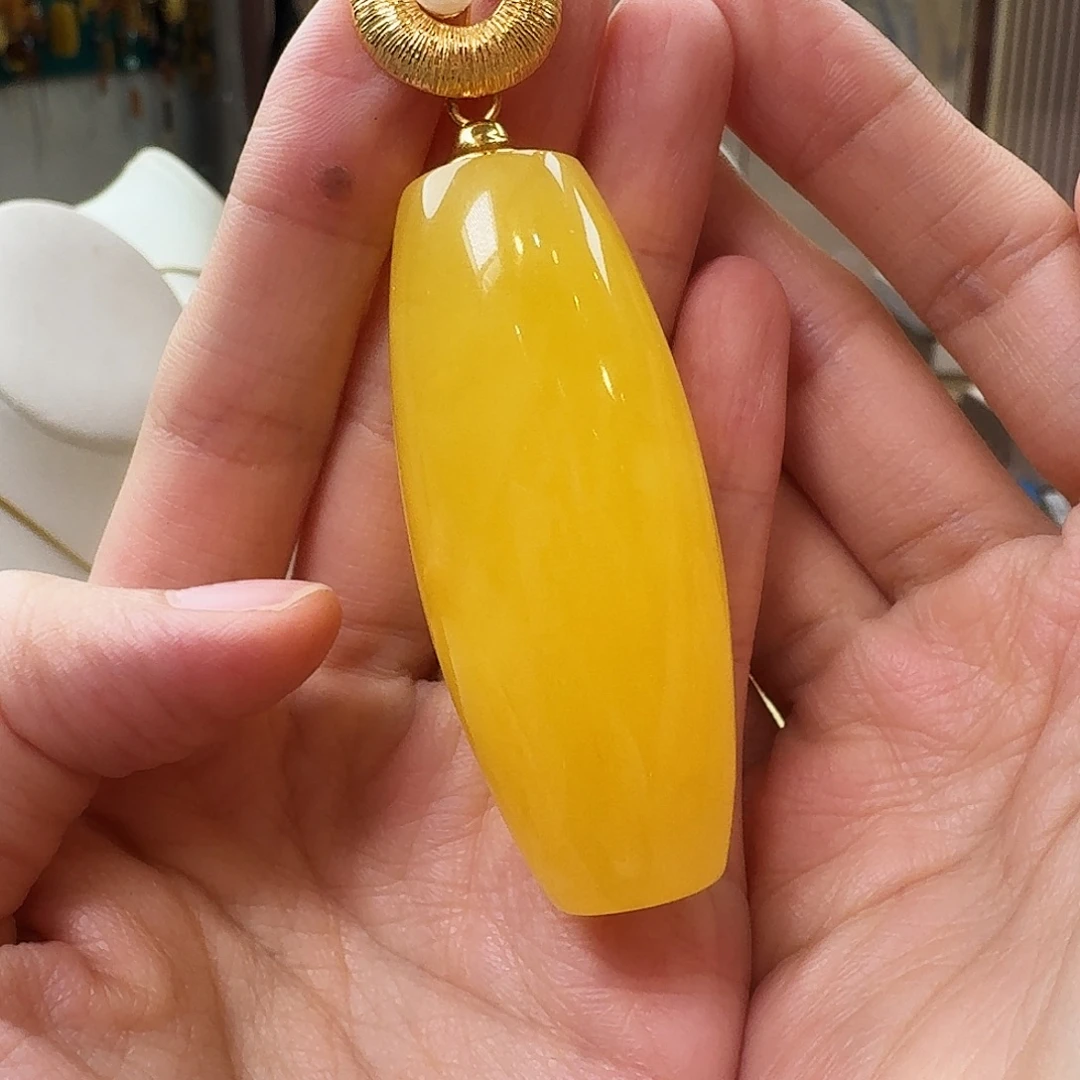 琥珀银S925镶嵌颈饰吊坠