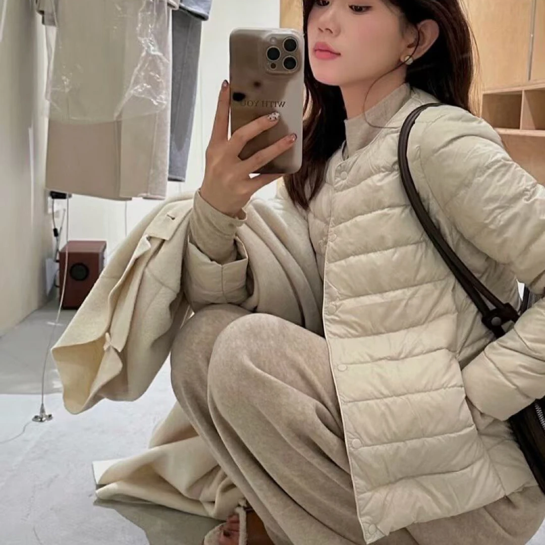 女士短款白鸭绒可圆领可V领轻薄保暖秋冬羽绒服