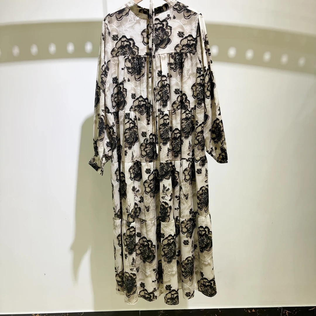 681【壹嘉女装】 花朵带抽绳春夏大码薄款时尚中老年遮肚显瘦连衣裙