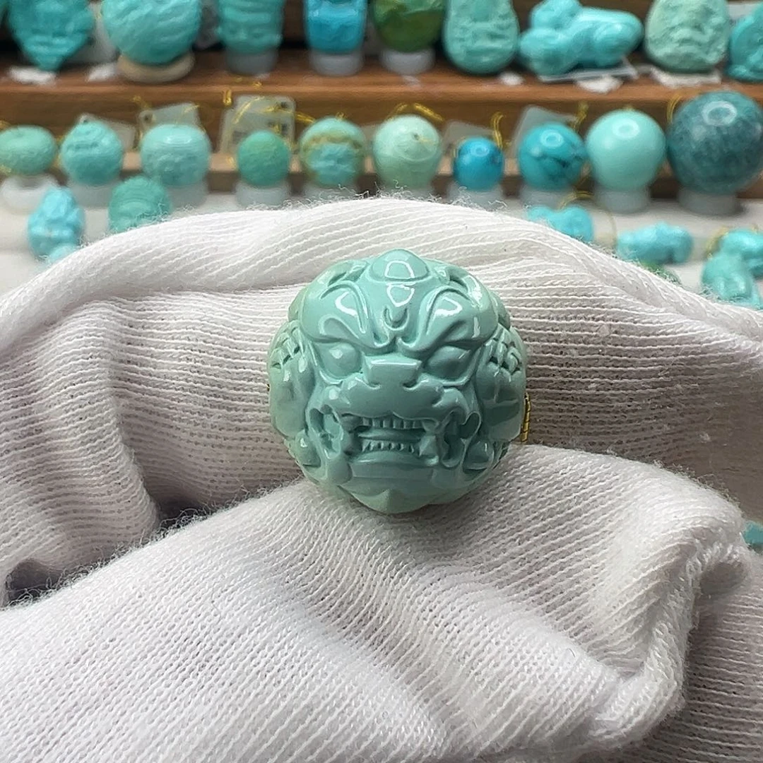 绿松石配饰未镶嵌